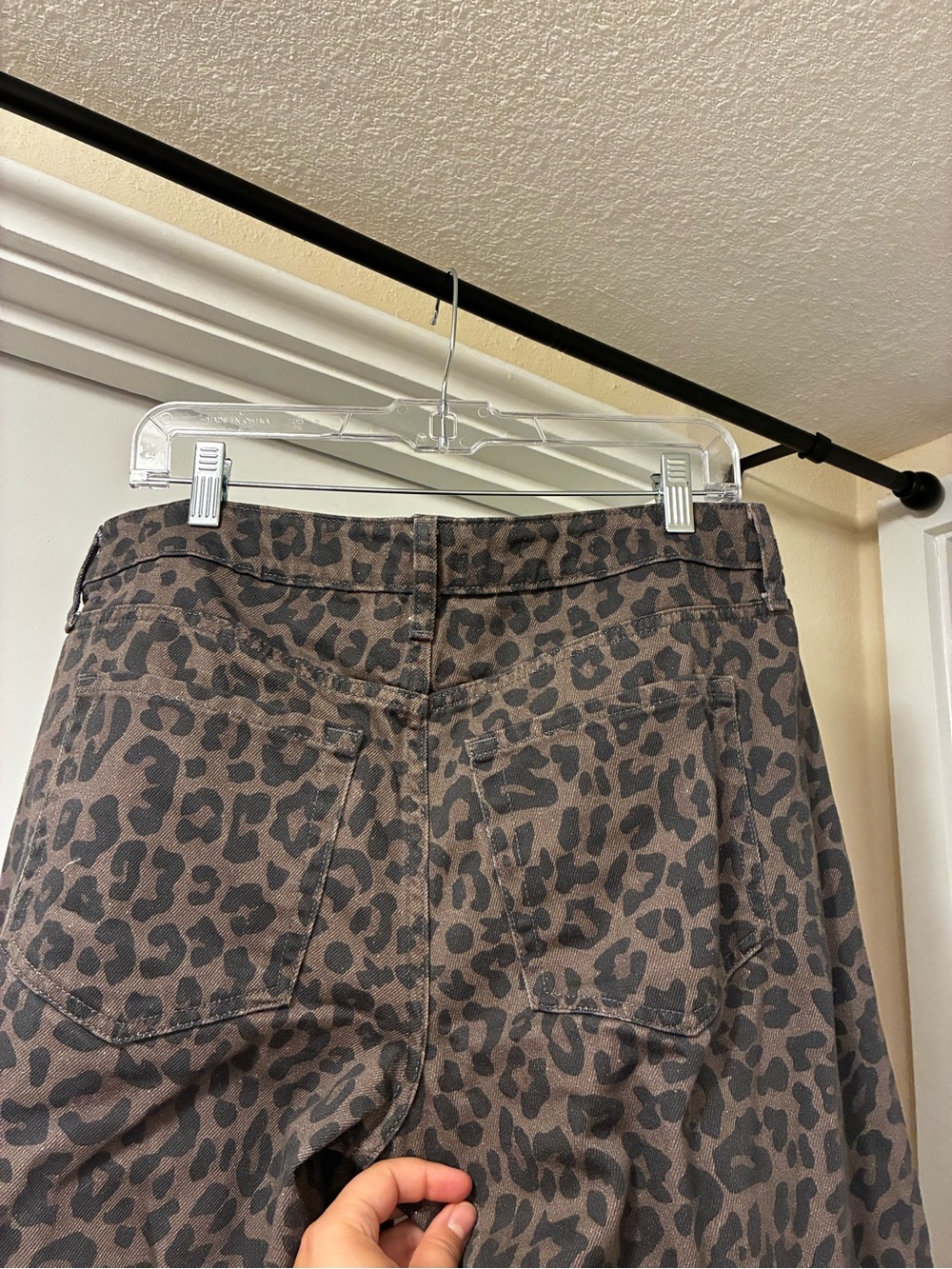 Vintage Streetwear Denim Cheetah Print Jeans Wide-Leg - Picture 7 of 9